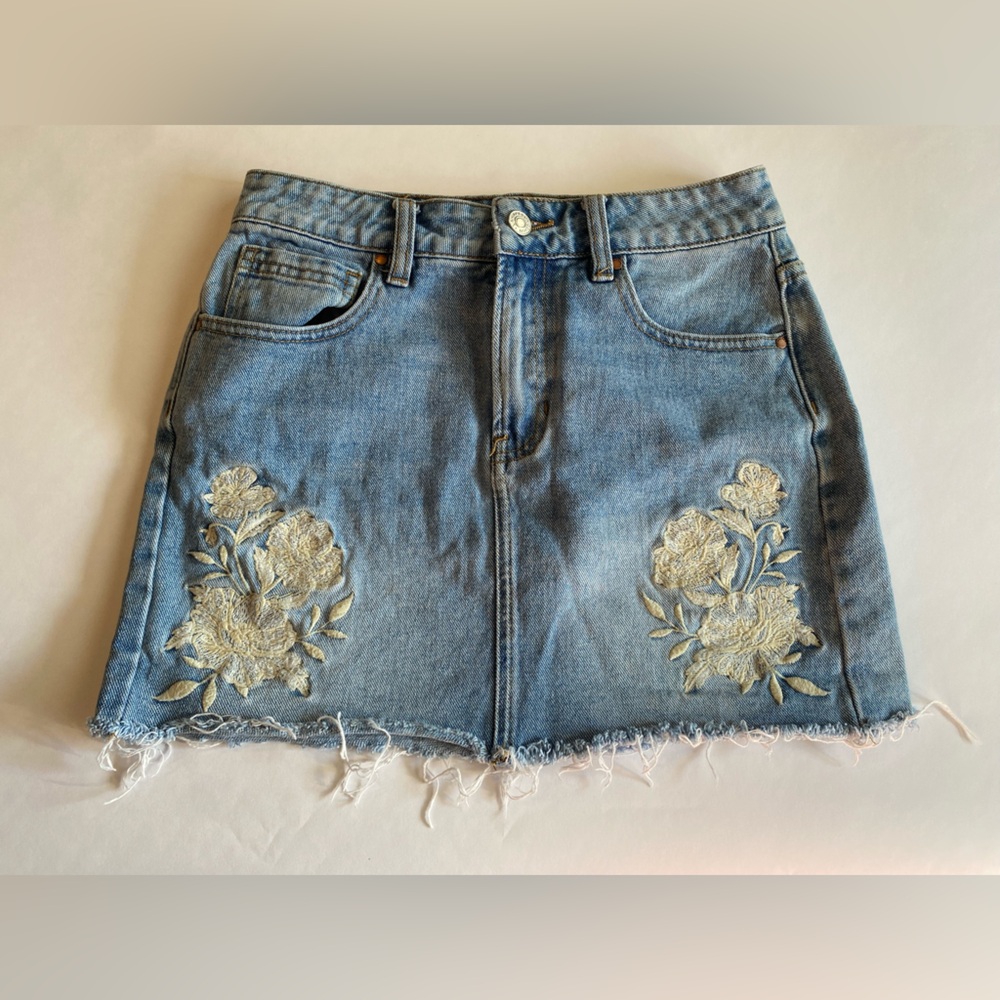 Denim pacsun embroidered mini skirt